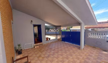 Casa para Venda em Atibaia, Jardim Do Lago, 4 dormitórios, 1 suíte, 2 banheiros, 2 vagas