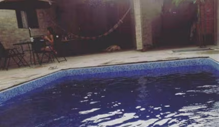 Casa para Venda em Atibaia, Tanque, 4 dormitórios, 1 suíte, 2 banheiros, 2 vagas