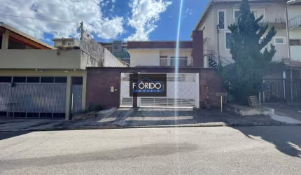 Casa para Venda em Atibaia, Jardim Maristela, 3 dormitórios, 1 suíte, 2 banheiros, 3 vagas