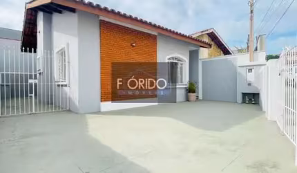 Casa para Venda em Atibaia, Alvinópolis, 2 dormitórios, 1 banheiro, 2 vagas