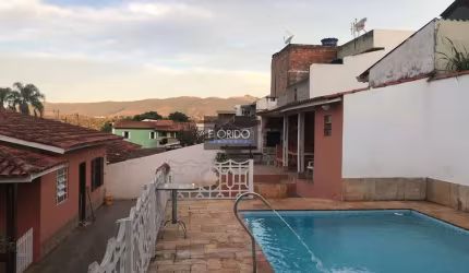 Casa para Venda em Atibaia, Jardim Imperial, 3 dormitórios, 1 suíte, 3 banheiros, 3 vagas