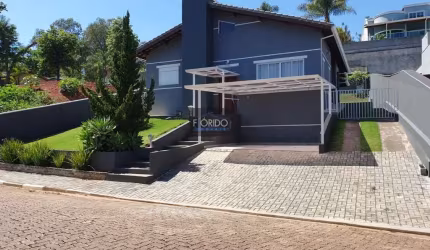 Casa em Condomínio para Locação em Atibaia, Condomínio Parque Das Garças Ii, 3 dormitórios, 1 suíte, 3 banheiros, 2 vagas