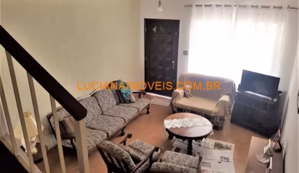 SOBRADO DE 102 M² NO ALTO DA LAPA COM 2 DORM.