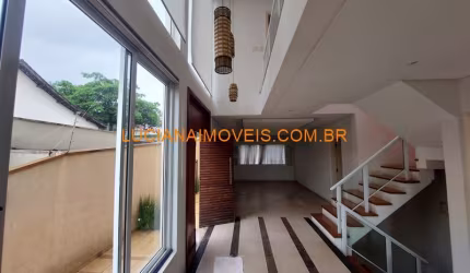 SOBRADO DE 365 M² COM 3 PISOS NA VILA ROMANA
