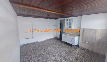 SOBRADO + 3 KITNETS NA LAPA COM 5 DORMITORIOS