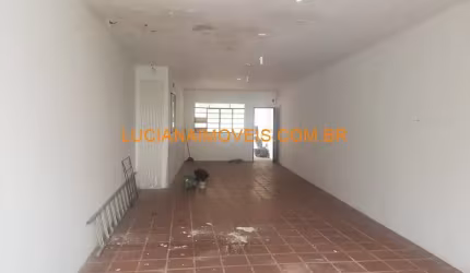 CASA ASSOBRADADA PARA REFORMA NA VILA ROMANA