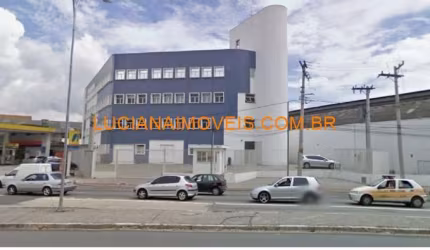 PREDIO COMERCIAL DE 1.586 M² NA BARRA FUNDA