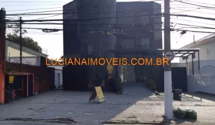 EXCELENTE PREDIO COMERCIAL DE 940 M² NO ALTO DA LAPA