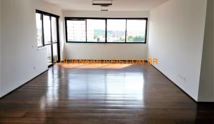 1 APARTAMENTO POR ANDAR DE 200 M² COM 4 DORM.
