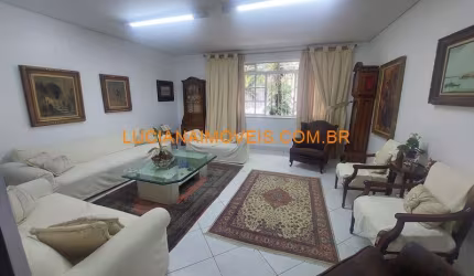 SOBRADO DE 194 M² NO ALTO DA LAPA COM 3 DORM.