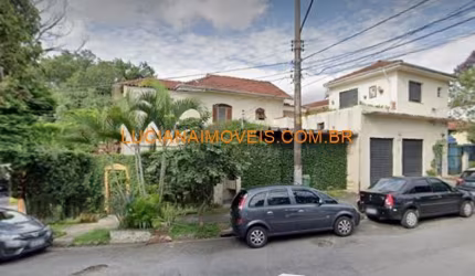 SOBRADO DE 262 M² NA LAPA COM 4 DORMITORIOS