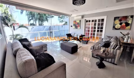 EXCELENTE CASA DE 300 M² NA CITY LAPA COM 4 SUITES