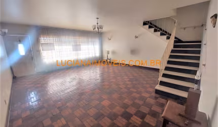 SOBRADO DE 208 M² NA VILA POMPEIA COM 3 DORM.