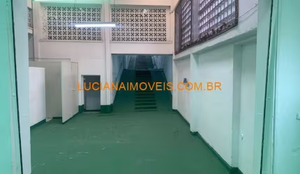 CASA ASSOBRADADA DE 400 M² NA VILA IPOJUCA PARA COMERCIO