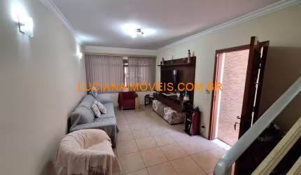 SOBRADO DE 120 M² NA VILA ROMANA COM 2 DORM.