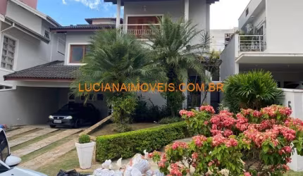 SOBRADO DE 246 M² EM CONDOMINIO EM MOGI DAS CRUZES