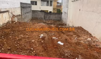 TERRENO DE 213 M² NO SUMARE