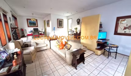 SOBRADO DE 177 M² NA VILA IPOJUCA