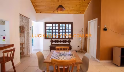 CASA ESPAÇOSA NA VILA ROMANA