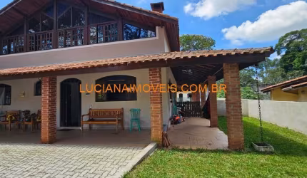 CASA / CHACARA NO CONDOMINIO PINHEROS EM COTIA