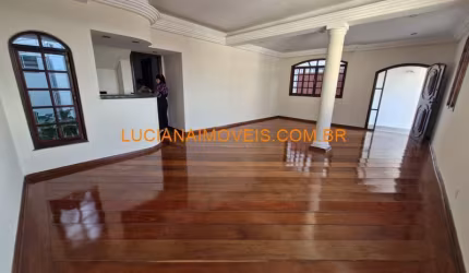 SOBRADO DE 300 M² NO ALTO DA LAPA
