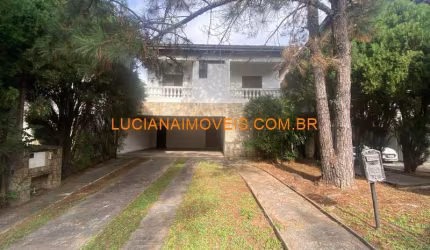 SOBRADO DE 324 M² EM ALPHAVILLE 11