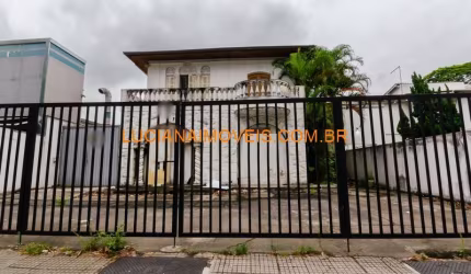 PREDIO COMERCIAL NA AV. REBOUÇAS COM 20 SALAS