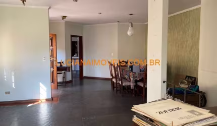 Sobrado para venda possui 230 metros quadrados com 3 quartos em Siciliano - São Paulo - SP