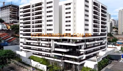 Sobrado para venda tem 290 metros quadrados com 4 quartos em Perdizes - São Paulo - SP