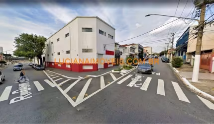 Ponto comercial/Loja/Box para aluguel possui 900 metros quadrados em Lapa - São Paulo - SP