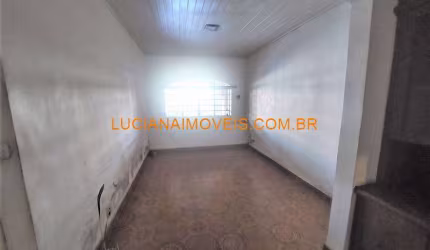 Sobrado para venda possui 165 metros quadrados com 3 quartos em Vila Ipojuca - São Paulo - SP