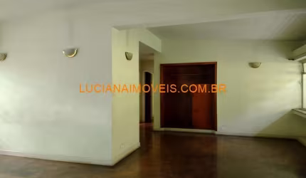 Casa para venda tem 240 metros quadrados com 3 quartos em Alto da Lapa - São Paulo - SP