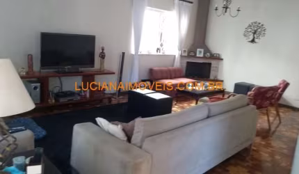 Casa para venda possui 250 metros quadrados com 3 quartos em Alto da Lapa - São Paulo - SP