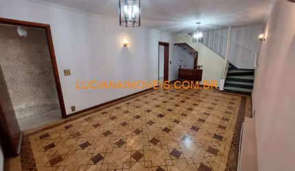 Sobrado para venda possui 178 metros quadrados com 3 quartos em Vila Ipojuca - São Paulo - SP
