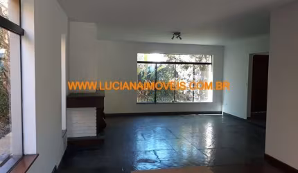 EXCELENTE SOBRADO NA CITY BOAÇAVA COM 5 SUITES