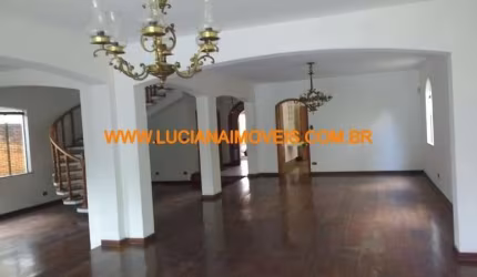 EXCELENTE SOBRADO NA CITY BOAÇAVA COM 4 SUITES