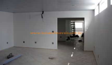 PREDIO COMERCIAL