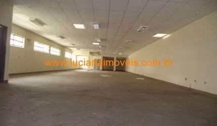 EXCELENTE PREDIO COMERCIAL