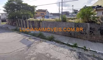 TERRENO DE ESQUINA COM FRENTE PARA DUAS RUAS