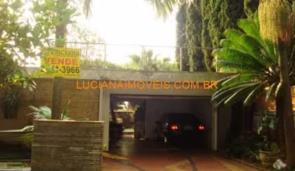 EXCELENTE CASA