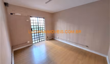 Ótimo sobrado comercial em Perdizes de 240 m²