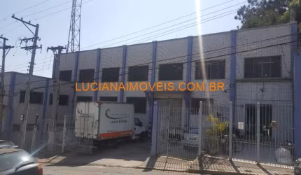 PREDIO COMERCIAL NA VILA CARBONE - DE 1780 M²