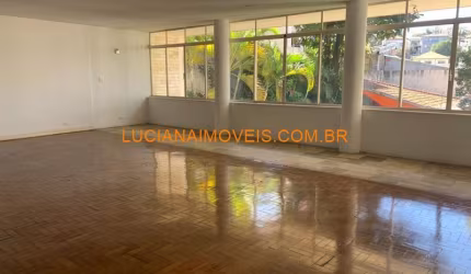 XCELENTE SOBRADO NO PACAEMBU DE 300 M COM 4 DORM.