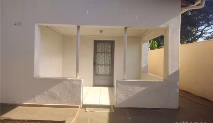Casa com 3 quartos à venda na Avenida Coronel Silvestre de Lima, 403, Nogueira, Barretos, 199 m2 por R$ 280.000