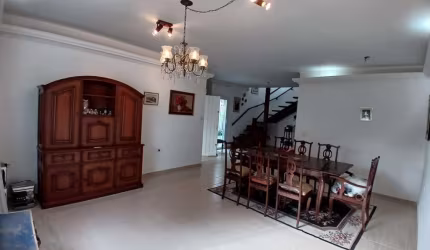 Casa com 3 quartos à venda na Rua Bartolomeu Bueno da Silva, 255, Vila Atlântica, Caraguatatuba, 270 m2 por R$ 1.200.000
