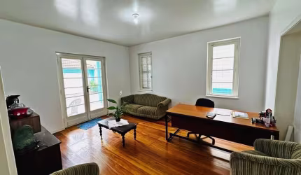 Casa com 4 quartos à venda na Rua Comendador Coruja, Floresta, Porto Alegre, 278 m2 por R$ 1.950.000