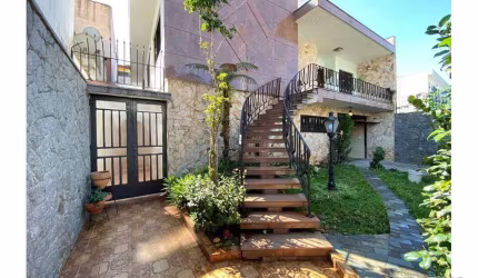 Casa com 3 quartos à venda na Antônio Luís Vieira, 37, Jardim Piqueroby, São Paulo, 250 m2 por R$ 1.185.000