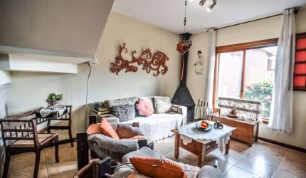 Casa com 2 quartos à venda na Rua Ponciano Pacheco da Silveira, 172, Serraria, Porto Alegre, 166 m2 por R$ 440.000