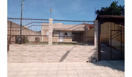 Casa com 2 quartos à venda na Rua Onze, 69, Bela Vista, Alvorada, 94 m2 por R$ 385.000