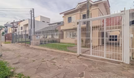Casa com 3 quartos à venda na Rua Luzitana, 842, Higienópolis, Porto Alegre, 377 m2 por R$ 1.100.000